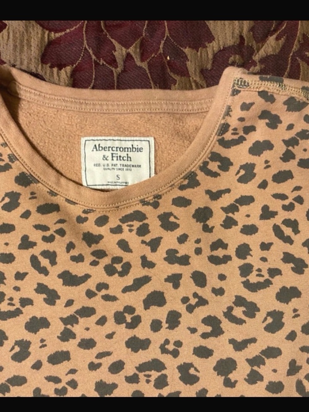 Abercrombie & Fitch women’s Peach Leopard Print Sweatshirt